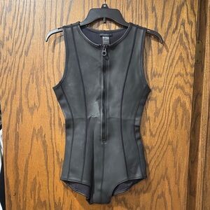 Marc by Marc Jacobs Black Sleeveless Front-Zip Swim One-Piece